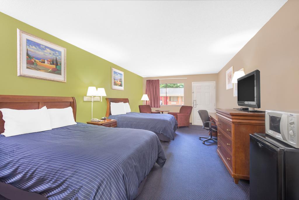 Hotel Express Anniston/Oxford Ngoại thất bức ảnh